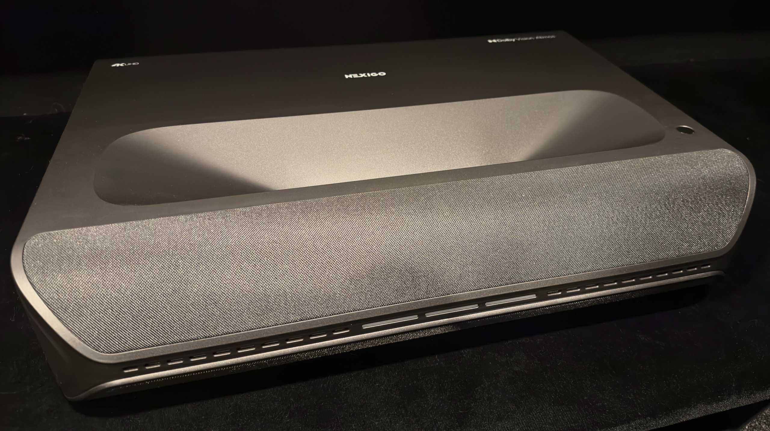 Nexigo Aurora Pro MKII Review – The JVC of Ultra Short Throw Projectors