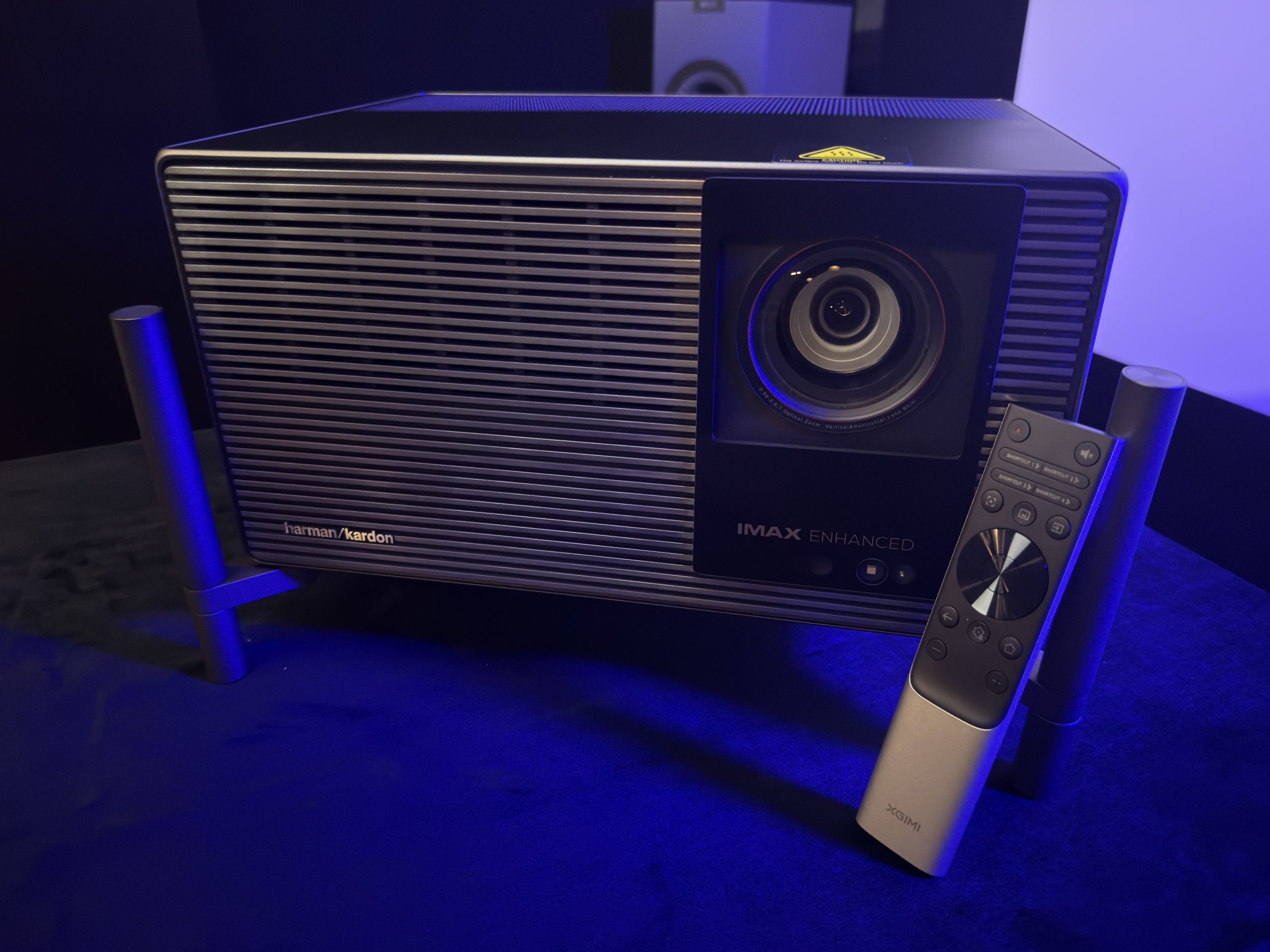 XGIMI Titan Noir Max Early Impressions – Kickstarter Launched!